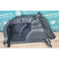 Обшивка багажника ліва Skoda Fabia New вживана 5J6867429 VAG (5J6867429)