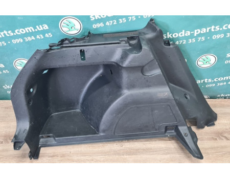 Обшивка багажника ліва Skoda Fabia New вживана 5J6867429 VAG (5J6867429)