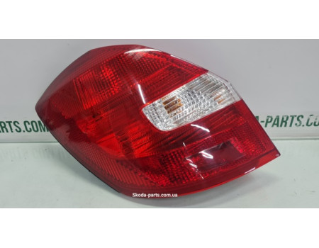 Стоп ліхтар задній лівий Skoda Fabia New 2008-2014р 5J6945095 VAG (5J6945095)