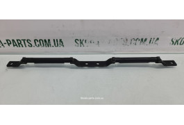 Кріплення задніх сидінь Skoda Roomster 5J7885227 VAG (5J7885227)