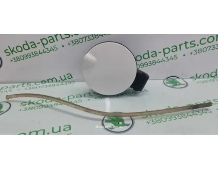 Лючок паливного бака комбі Skoda Fabia New 5J9010671 VAG (5J9010671)