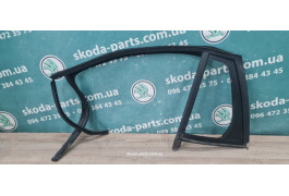 Ущільнювач скла дверей задній лівий комбі Skoda Fabia New 5J9845209 вживаний VAG (5J9845209)