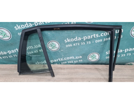 Ущільнювач скло-кватирка двері, задній, правій Skoda Fabia New 5J9845210G вживаний VAG (5J9845210G)
