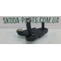 Кронштейн куліси КПП 1.4tsi Skoda Octavia A5 5K0711202 вживаний VAG (5K0711202)