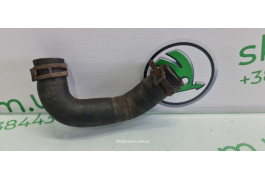 Патрубок системи охолодження Skoda Octavia A5 5N0121051A VAG (5N0121051A)