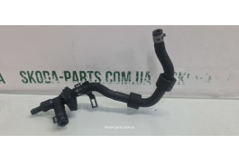 Трубка паливна з клапаном до додаткового насосу палива 2.0tdi Skoda Superb 2 VAG (5N0130307J)