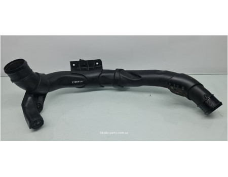 Патрубок інтеркулера Volkswagen Passat B7 5N0145840K VAG (5N0145840K)