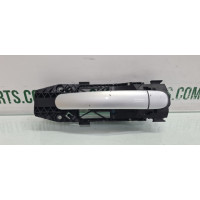 Ручка відкриття дверей зовнішня права Skoda Roomster вживана 5N0839885H VAG (5N0839885HA)