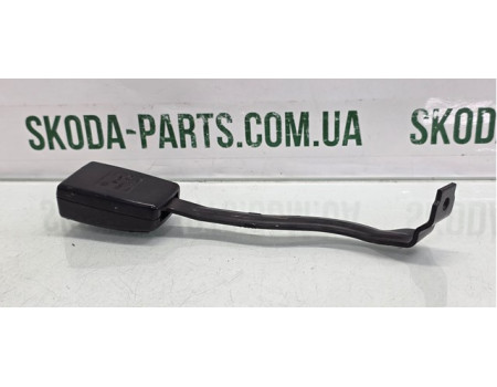 Фіксатор паска безпеки передній лівий Skoda Octavia A5 VAG (5P0857755C)