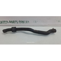 Патрубок системи охолодження двигуна 1.6tdi Skoda Octavia A7 5Q0122101BL VAG (5Q0122101BL)