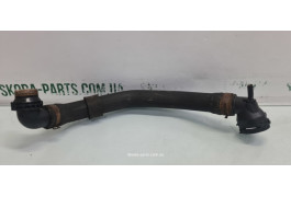 Патрубок системи охолодження двигуна 1.6tdi Skoda Octavia A7 5Q0122101BP VAG (5Q0122101BP)