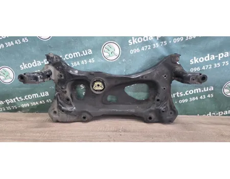 Балка передньої підвіски підрамник Skoda Octavia A7 VAG (5Q0199315Q)