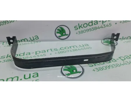 Кронштейн кріплення паливного бака Skoda Octavia A7 5Q0201656F VAG (5Q0201656F)