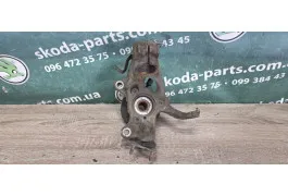 Цапфа-поворотний кулак передній правий Skoda Octavia A7 5Q0407256Q VAG (5Q0407256Q)