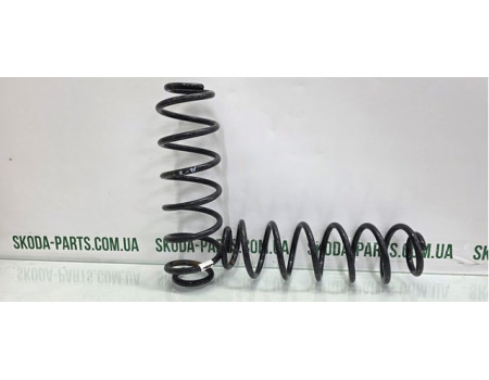 Задня пружина підвіски Skoda Octavia A7 5Q0511121AD VAG (5Q0511121AD)