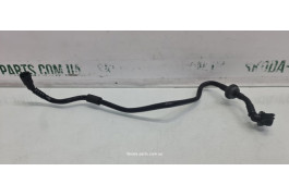 Трубка вакуумна 1.6tdi Skoda Octavia A7 5Q0612041AE VAG (5Q0612041AE)