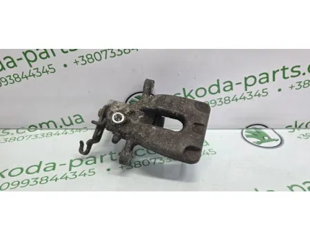 Супорт гальмівний задній правий Skoda Octavia A7 універсал 1.6 TDI 5Q0615424A VAG (5Q0615424A)