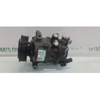 Компресор кондиціонера 1.6tdi Skoda Octavia A7 5Q0820803C VAG (5Q0820803C)