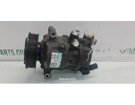 Компресор кондиціонера 1.6tdi Skoda Octavia A7 5Q0820803C VAG (5Q0820803C)