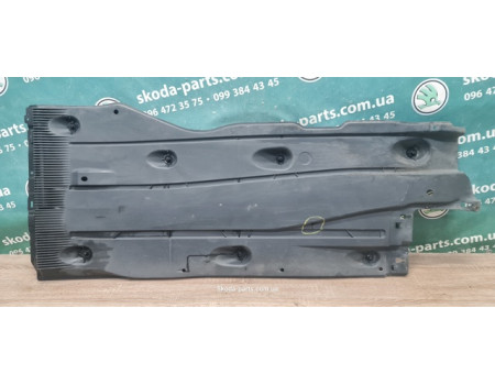Захист днища лівий Skoda Octavia A7 5Q0825201M VAG (5Q0825201M)