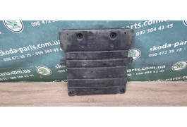 Захист днища центральний Skoda Octavia A7 1.6 TDI VAG (5Q0825230H)