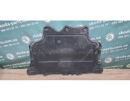 Захист двигуна пластиковий Skoda Octavia A7 1.6 дизель VAG (5Q0825236)