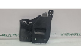 Захист днища передній правий Skoda Octavia A7 5Q0825272A VAG (5Q0825272A)