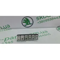 Блок запобіжників Skoda Octavia A7 5Q0937629 VAG (5Q0937629)