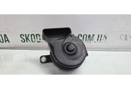 Звуковий сигнал низькочистотний Сигнал правий Skoda Octavia A7 VAG (5Q0951221A)