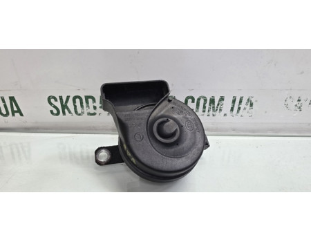 Звуковий сигнал низькочистотний Сигнал правий Skoda Octavia A7 VAG (5Q0951221A)