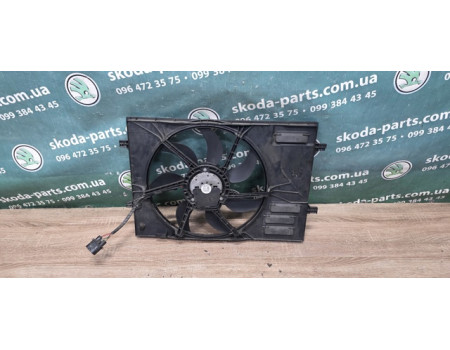 Вентилятор охолодження двигуна в зборі Skoda Octavia A7 5q0959455AL VAG (5Q0959455AL)