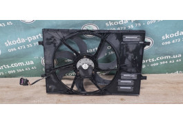 Вентилятор охолодження двигуна з дифузор Skoda Octavia A7 VAG (5Q0959455F)