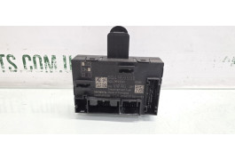 Блок комфорту передньої лівої дверки Skoda Octavia A7 VAG (5Q4959593)