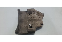 Кронштейн генератора 2.5D Mercedes Benz 124 MERCEDES (6031550735)
