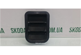 Решітка вентиляційна Skoda Superb 2 6J0819465 вживана VAG (6J0819465)