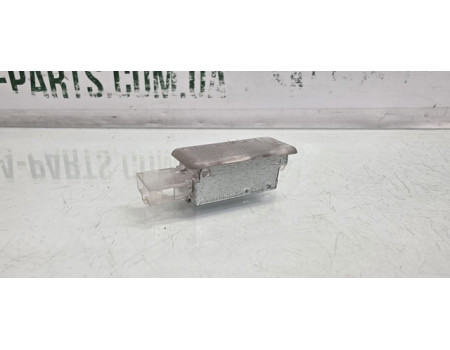 Плафон підсвітки ніг під сидінням Skoda Octavia A7 VAG (6L0947565A)