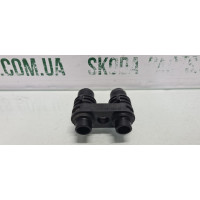 Патрубок системи охолодження  Skoda Fabia New 6Q0121065M VAG (6Q0121065M)