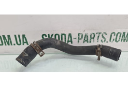 Патрубок водяного охолодження Skoda Fabia New 6Q0121157AE вживаний VAG (6Q0121157AE)