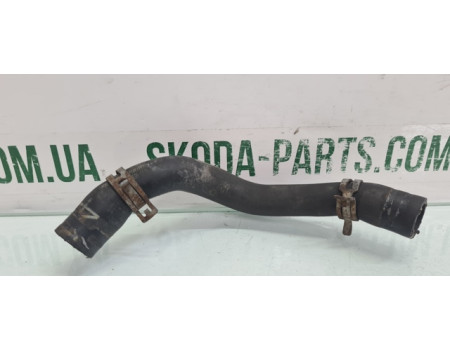 Патрубок водяного охолодження Skoda Fabia New 6Q0121157AE вживаний VAG (6Q0121157AE)
