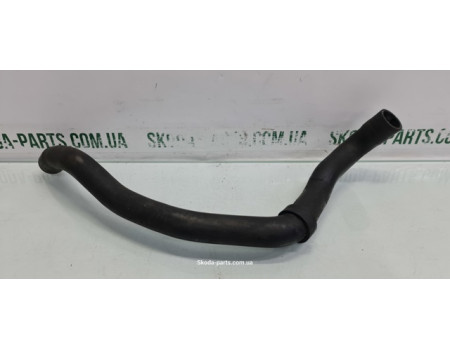 Патрубок системи охолодження двигуна 1.4tdi Skoda Fabia New VAG (6Q0122051BH)