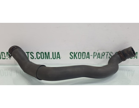 Шланг/патрубок радіатора охолодження, нижній Skoda Fabia New 6Q0122051CK вживаний VAG (6Q0122051CK)
