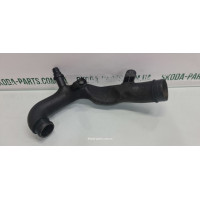 Патрубок інтеркулера 1.4tdi Skoda Fabia 6Q0129654BD VAG (6Q0129654BD)
