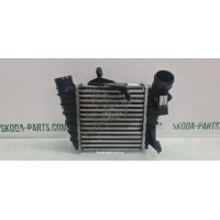 Радіатор інтеркулера 1.4tdi Skoda Fabia New 6Q0145804G VALEO (6Q0145804G)
