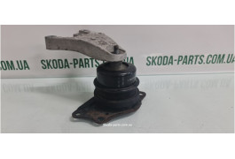 Подушка двигуна права Skoda Fabia New 6Q0199262AS VAG (6Q0199262AS)