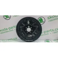 Захисний щит гальмівного барабану задній лівий Skoda Fabia 6Q0609451 VAG (6Q0609451)