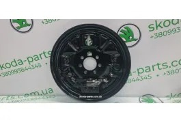 Захисний щит гальмівного барабану задній лівий Skoda Fabia 6Q0609451 VAG (6Q0609451)