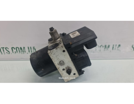 Блок управління АБС ABS Skoda Fabia VAG (6Q0614117D)