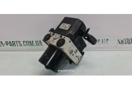 Блок управління АБС ABS Skoda Fabia 6Q0614417A VAG (6Q0614417A)