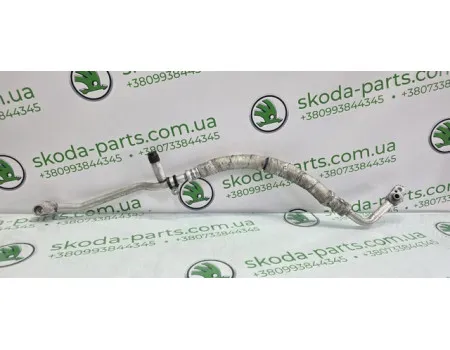 Трубка кондиціонера Skoda Fabia II 1.4 бензин VAG (6Q0820721AF) Трубка кондиціонера Skoda Fabia II 1.4 бензин VAG (6Q0820721AF)