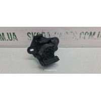 Кронштейн трубок кондиціонера Skoda Fabia 6Q0820771B VAG (6Q0820771B)